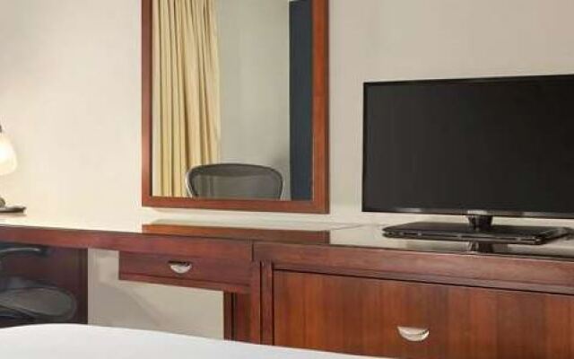 DoubleTree by Hilton Hotel Dallas - DFW Airport North