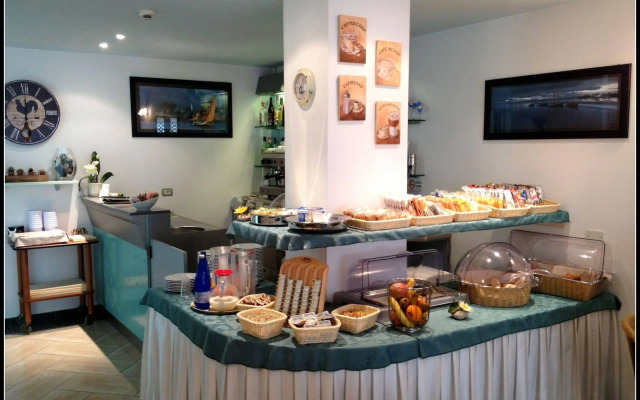 Mistral Hotel