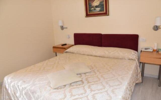 Hotel Ristorante Miralago