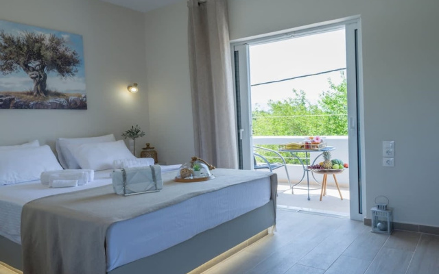 Diana s House 3 - Gytheio Sandy Beach Haven