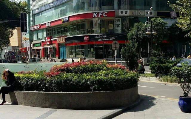 Ai Jinling Serviced Apartment