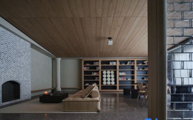 Xianju Chun and Qingxi Homestay