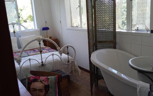 29onTait Guest House