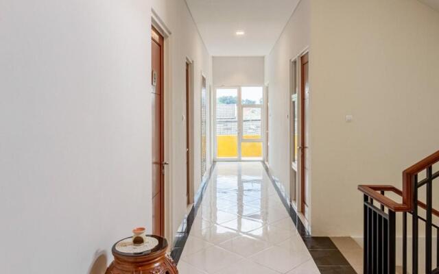 RedDoorz Syariah @ Kebraon