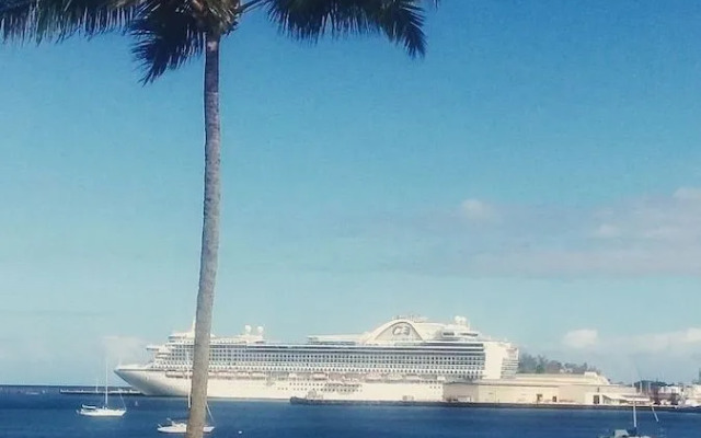 Hilo Reeds Bay Hotel