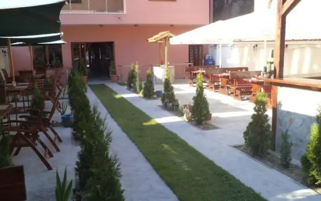 Tzvetelina Palace Hotel