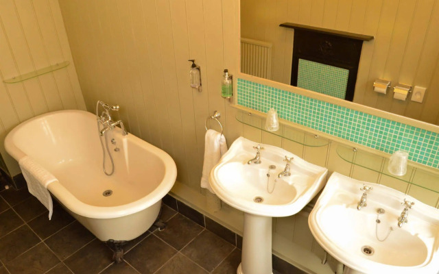 The Woolpack Hotel