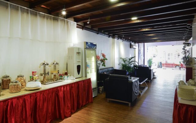 Apollo Inn - Hostel