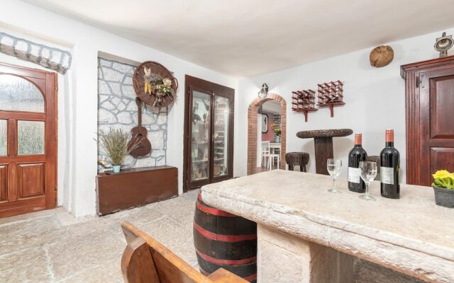 Holiday House Marina