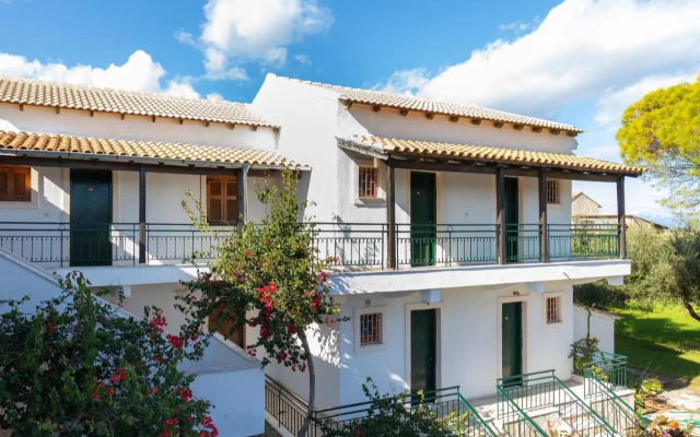 Island Kavos Annex studios