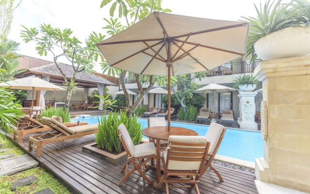 d'Penjor Seminyak Hotel