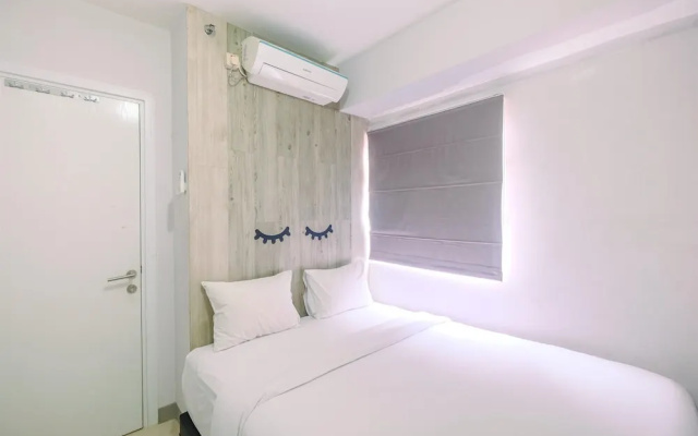 Furnished Green Pramuka 1BR Apartment with Modern Style and City View – Guest Rooms – Jakarta