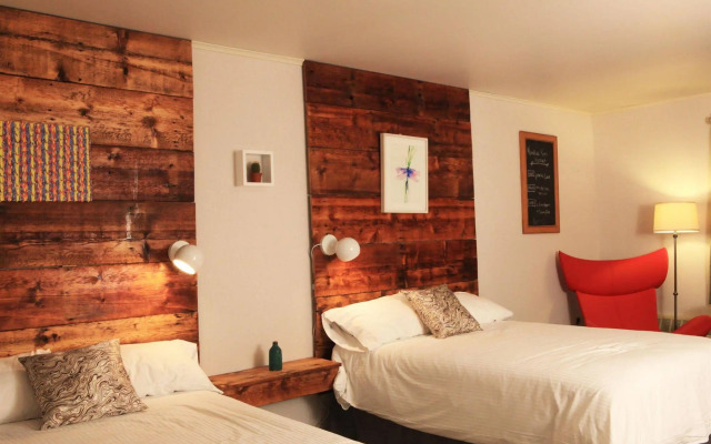 Mountain Road Resort