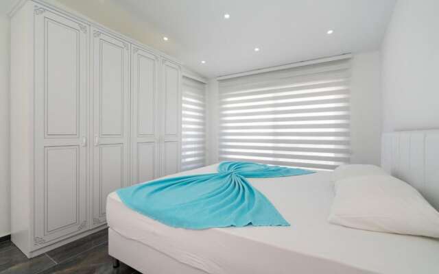 Superb Villa With Private Pool in Antalya
