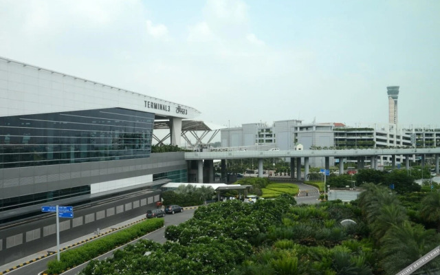 Capital O 79858 Hotel Jp Tower