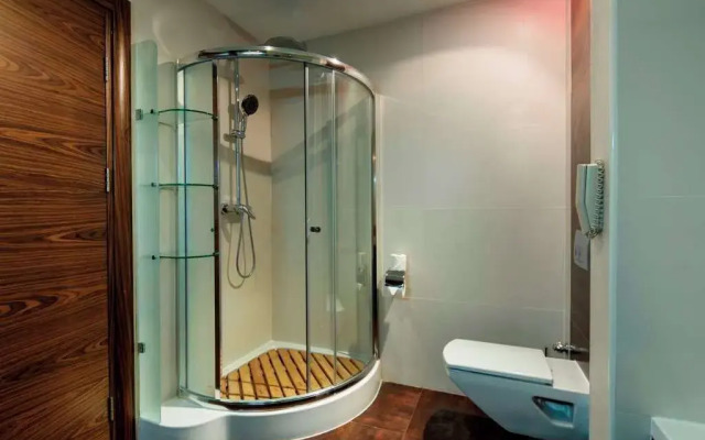 Hotel Valerie Suites