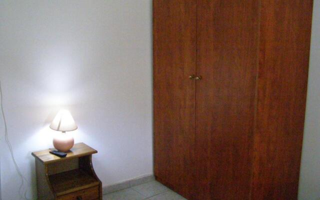 Aerinos House