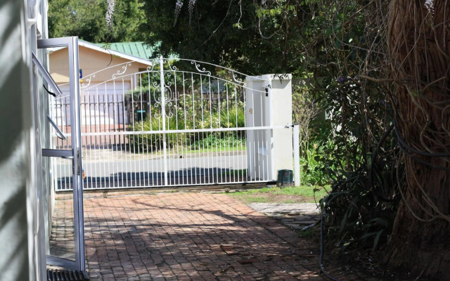 Sarah's Place- Manor House