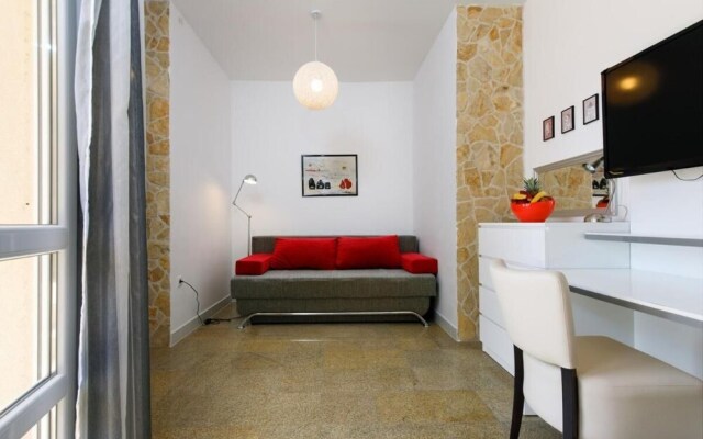 Fully Equiped Apartments for 3 Adults