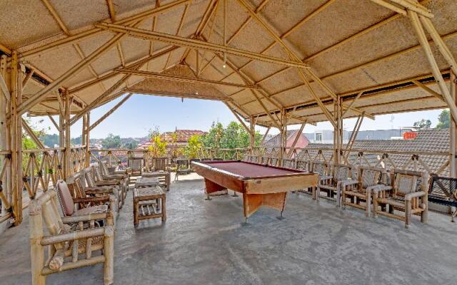 Oyo 91522 Candi Gebang Guesthouse