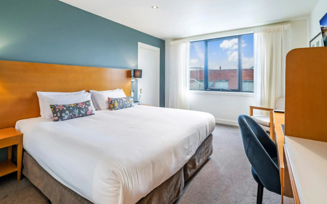 Nightelier Devonport Gateway Hotel