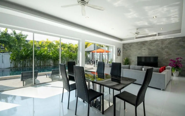 Kamala Contemporary 3 Bedrooms Pool Villa