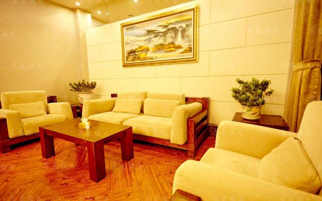 Dalian Zunhao Holiday Hotel