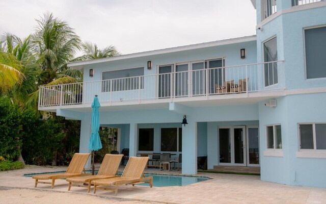 Midnight Runner By Florida Keys Luxury Rentals