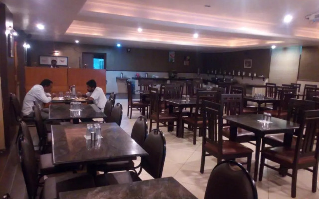 Hotel Vivek Coonoor