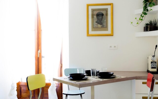 Nasri Sabra - Temple Apartment 0