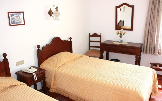 Hotel Dona Leonor