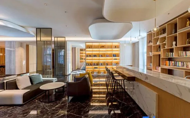 Madison Hotel (Huangcuo Beach Branch)