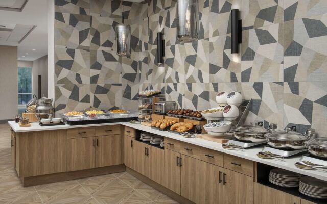 Doubletree by Hilton Chattanooga Hamilton Place