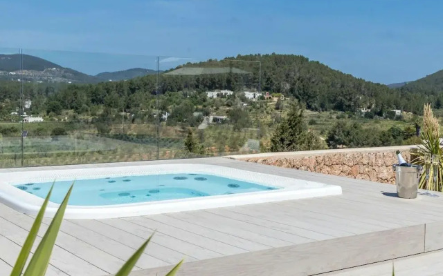 Holiday Home in Stunning Ibizan Landscape