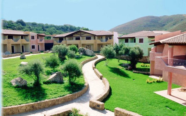 Residence Le Corti Di Marinella