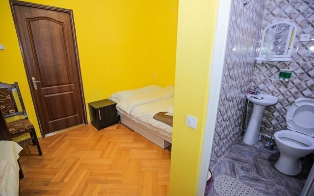 Отель Family Hotel Laba