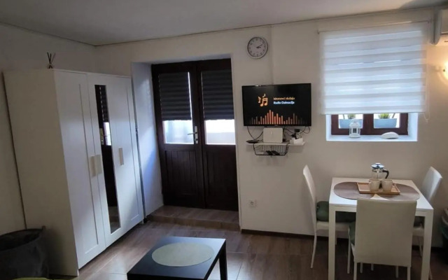 Studio apartman Minjakoki-Valun