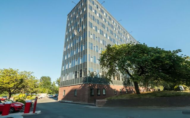 Approved Serviced Apartments Park Rise