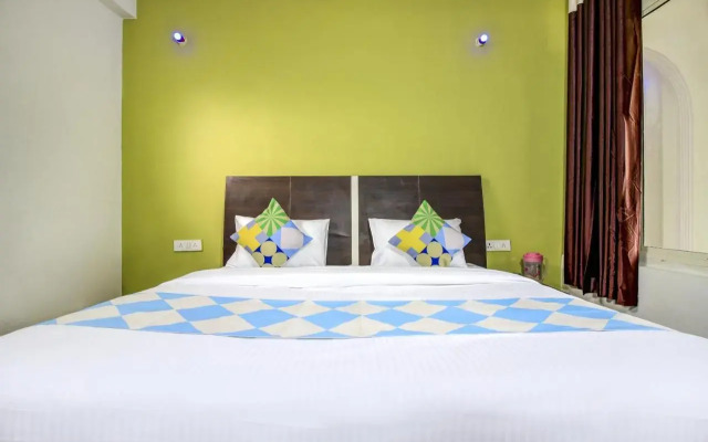 Oyo Flagship 77433 Sk Hotel