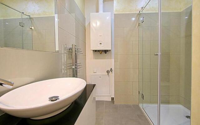 Schönbrunn Luxury Apartment