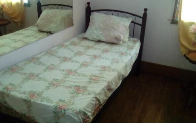 Robert's Guesthouse