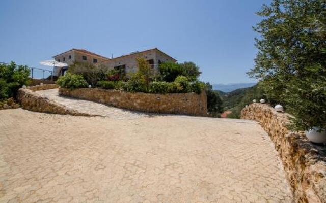 Villa Kourouni