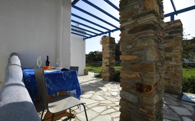 Lovely Studio Apartment For 2 Ppl In Tinos