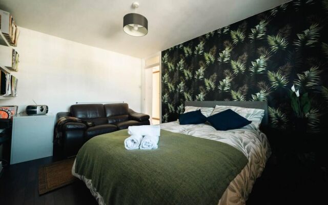 Stylish 2 Bedroom Flat in Camden Town