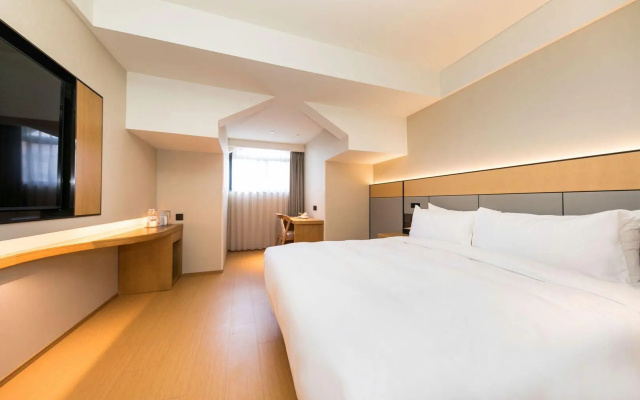 Ji Hotel Huzhou Renhuangshan Store
