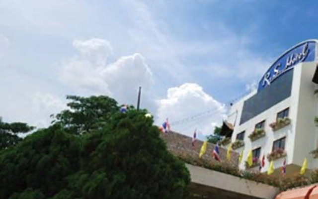 R.S. Hotel