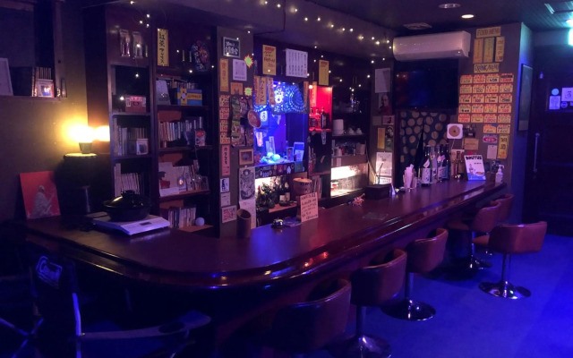 尾道ゲストハウス シータ村