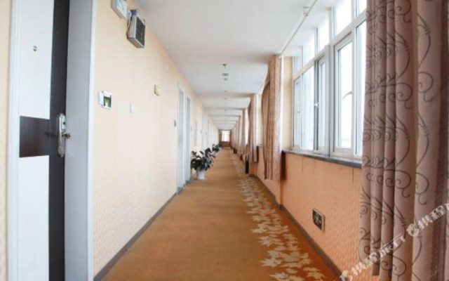 Seven up City Hotel (Dongxihu store)