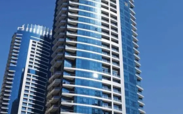 Silkhaus in Bay Central Near Metro