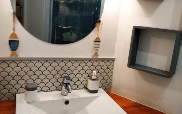 Appartement, vue sur mer, accés direct plage, piscine